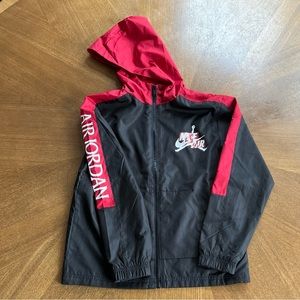 Boys Nike Air Jordan Jumpman Lightweight Jacket 10-12 M